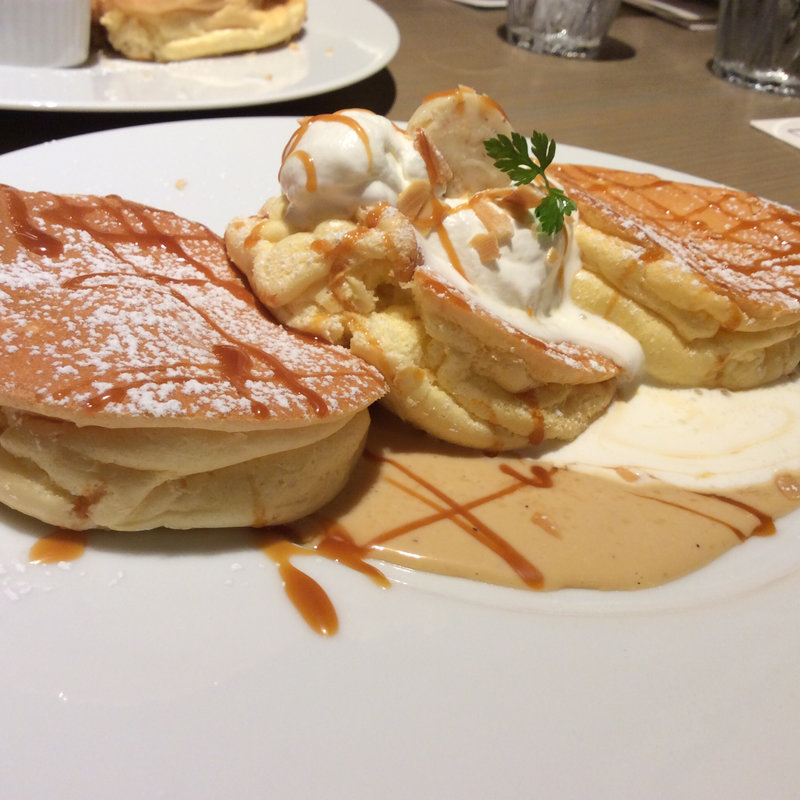 ロイヤルミルクティーパンケーキ(SUNNY PANCAKE （サニーパンケーキ）)