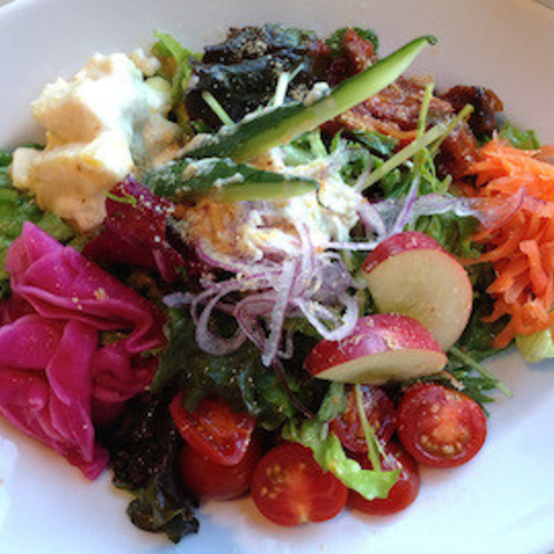 種類豊富なサラダ(グッドモーニングカフェ千駄ヶ谷店)