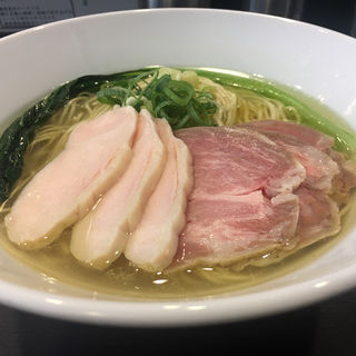 チャーシュー芳醇鶏そば（塩）(麺や福はら)