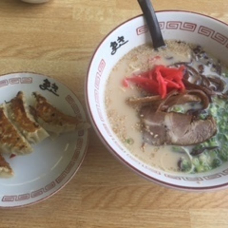 A2セット（長浜ラーメン・小ライス・餃子4ケ）(長浜ラーメン まき 平和店)