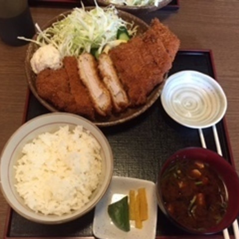 豚ロースカツ定食(とんかつ新)