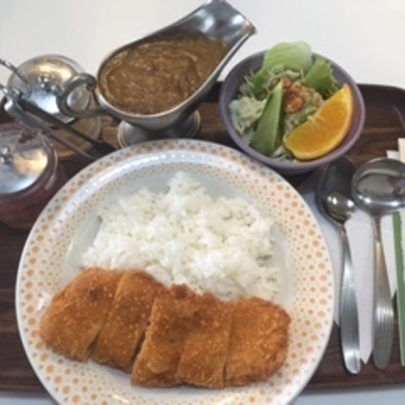 カツカレー（サラダ付）(山路 )