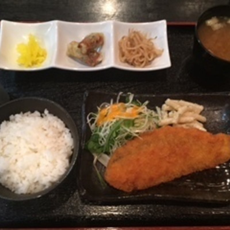 さかな定食(kitchen 若 （キッチン ワカ）)