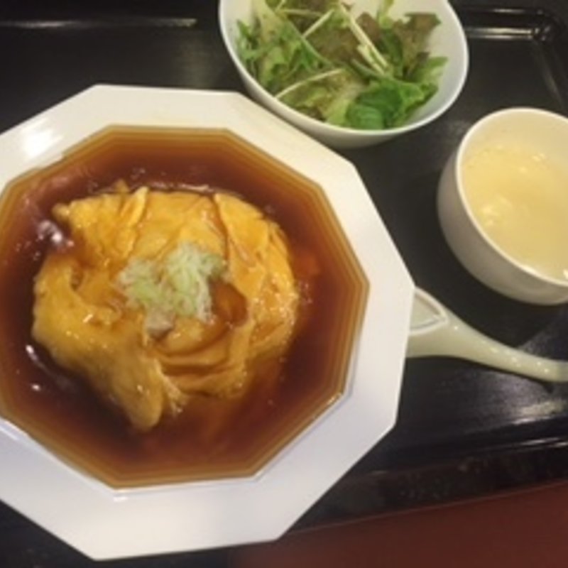 天津飯(子守熊食堂 （コアラショクドウ）)