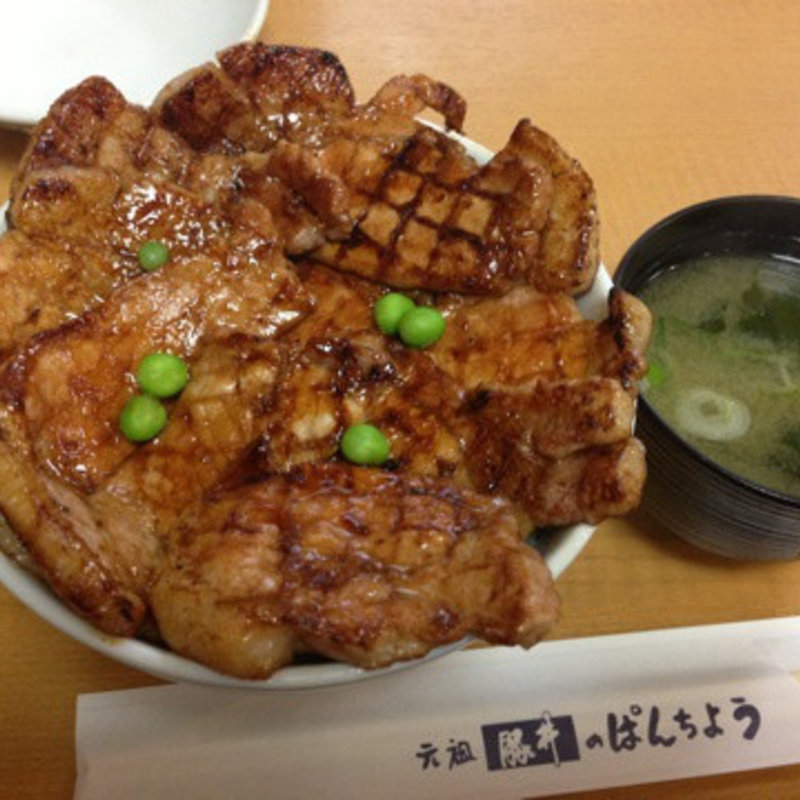 豚丼(元祖 豚丼のぱんちょう)