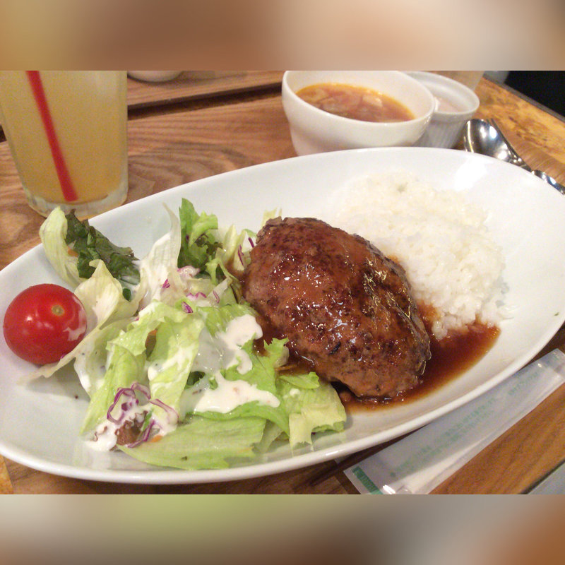 ハンバーグらんち(カフェ ヌフ （cafeneuf）)