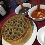 莜麺栲栳栳（ヨウミェンラオカオカオ）　蒸麺(山西亭)
