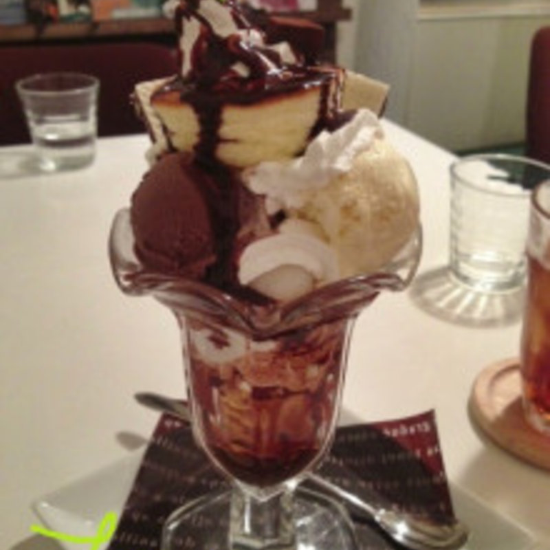 スフレパフェ(ファンスペースカフェ （FUN SPACE CAFE）)