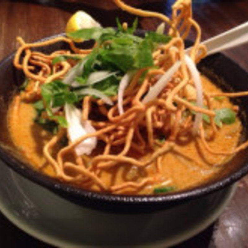 カオソーイ(チャイヤイ)