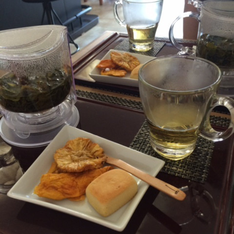 お茶とデザートのセット(台湾Tea&Bar Formosa （フォルモサ）)