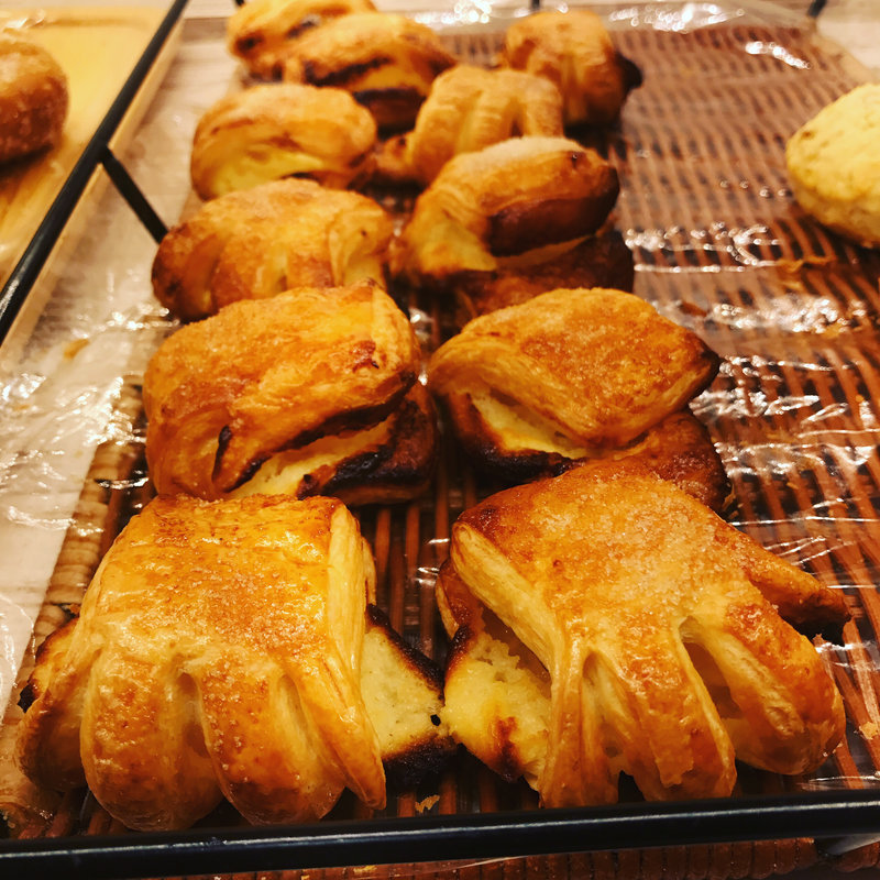 レモンチーズクリームのデニッシュ(箱根ベーカリー セレクト EXPASA海老名上り店)