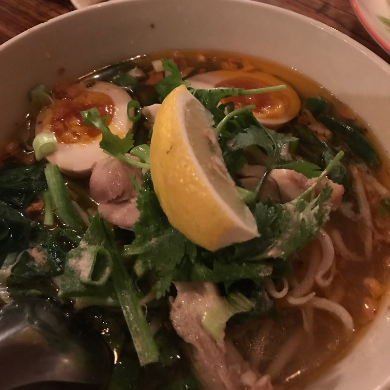 クィッティオ ブリックラーブ ナーム(イサーン・キッチン)