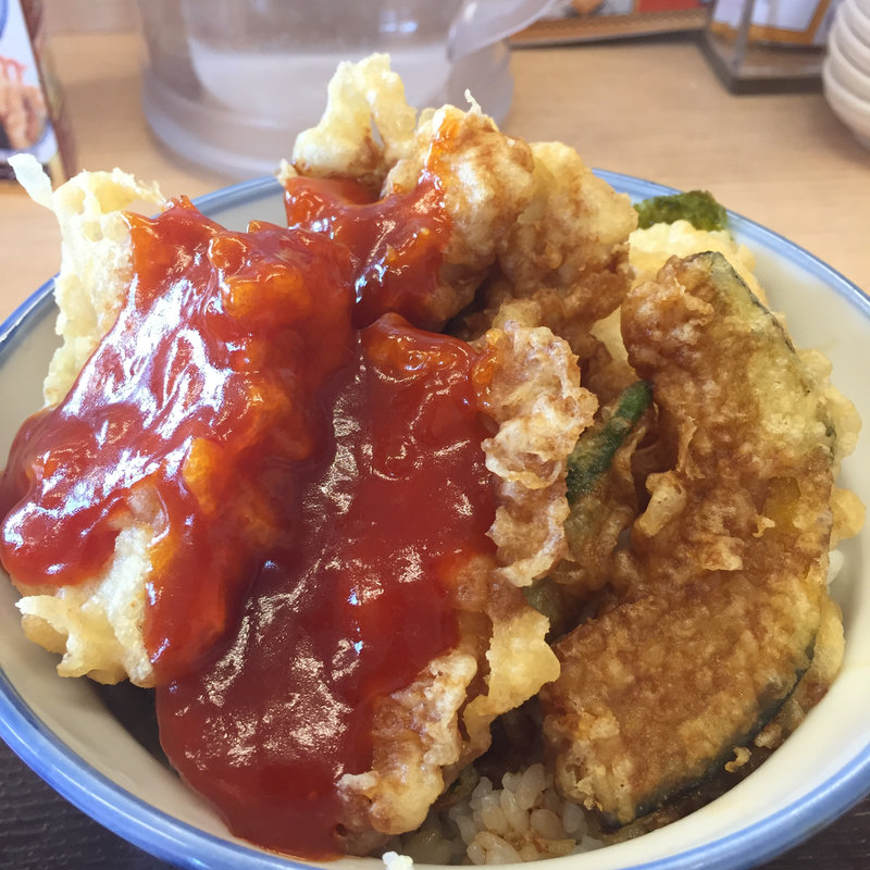 チリポーク天丼(天丼・天ぷら本舗 さん天 泉佐野鶴原店)