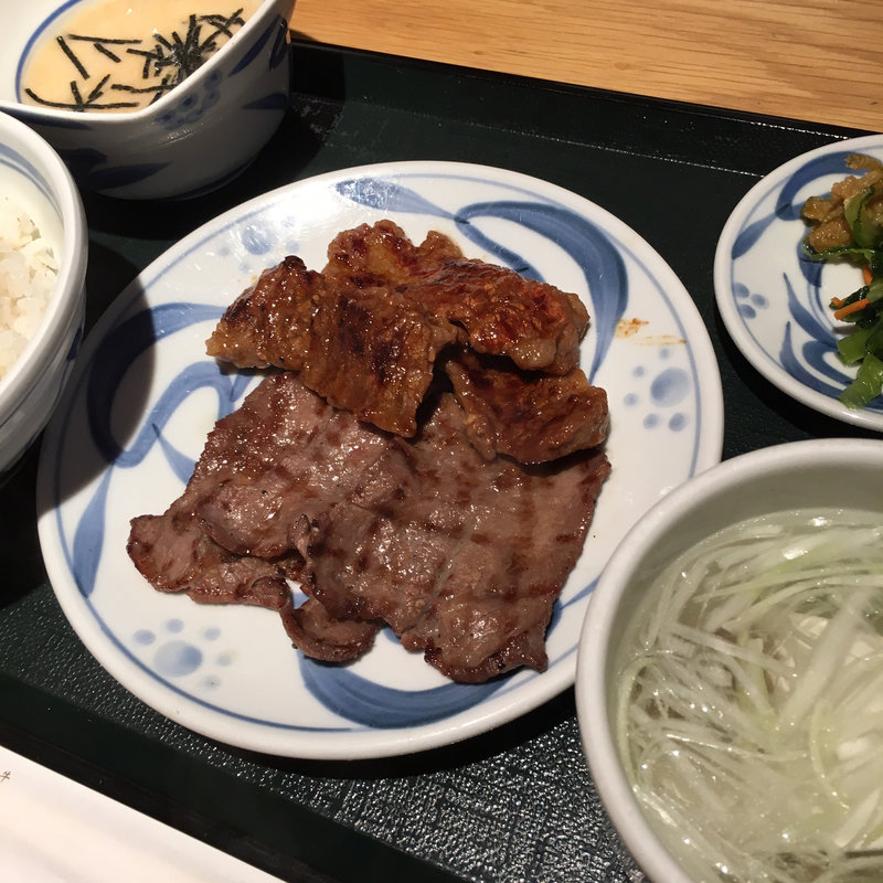 ハーフミックスセット(ねぎし 高田馬場駅前店)