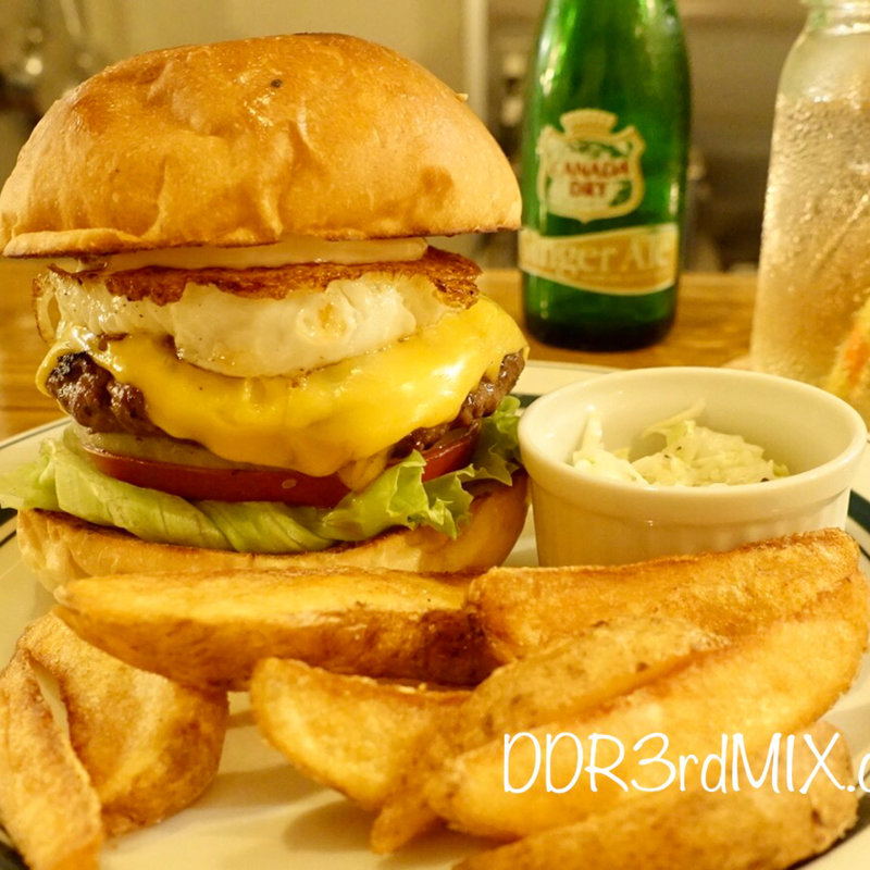 チーズエッグバーガー