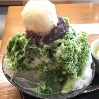 宇治金時ミルククリームわらび氷(雀おどり 總本店)