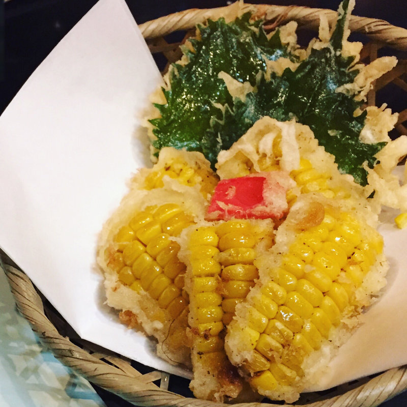 トウモロコシの天ぷら(日本ばし やぶ久(やぶきゅう))