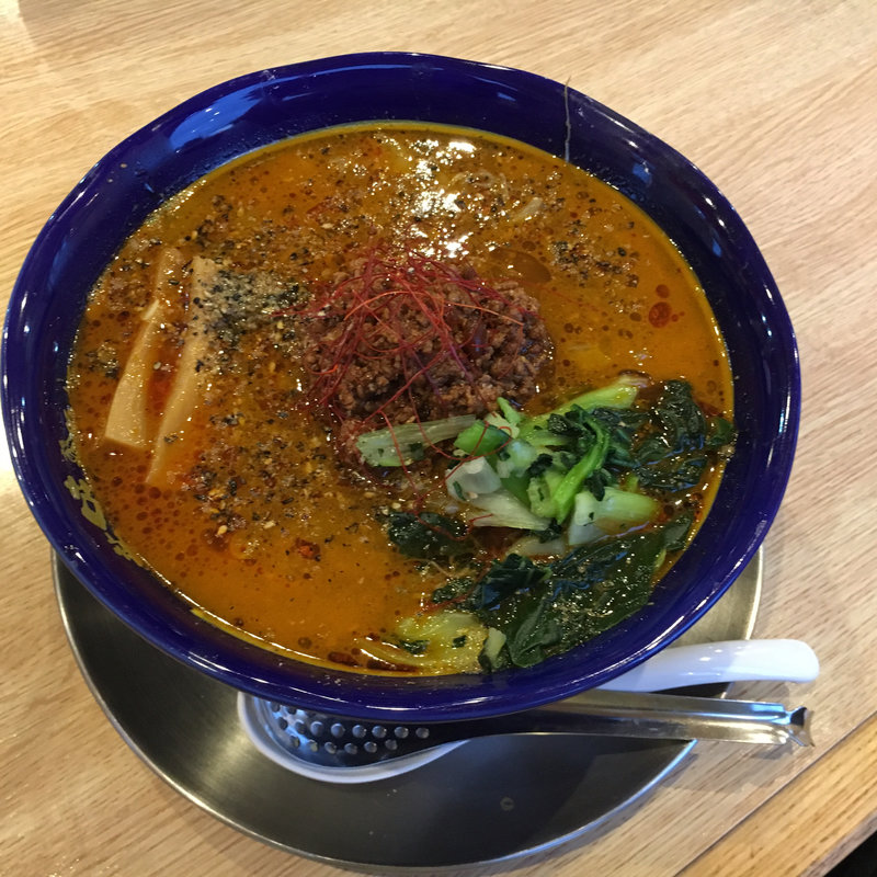 黒ゴマ担々麺(幡龍 青森)