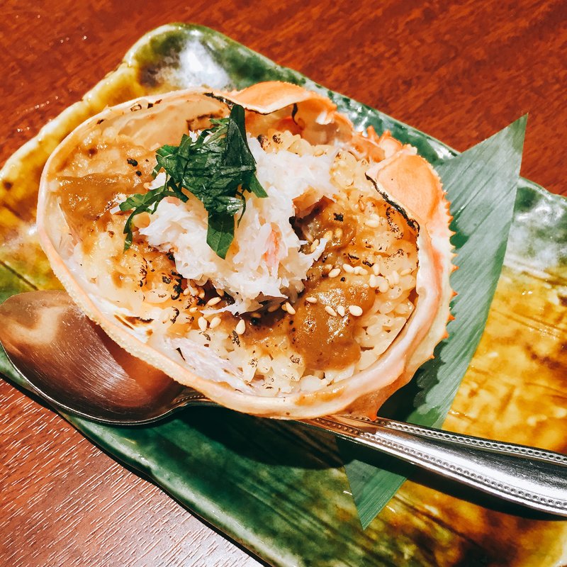 蟹甲羅の焼めし(北の味紀行と地酒 北海道 北千住駅前店)