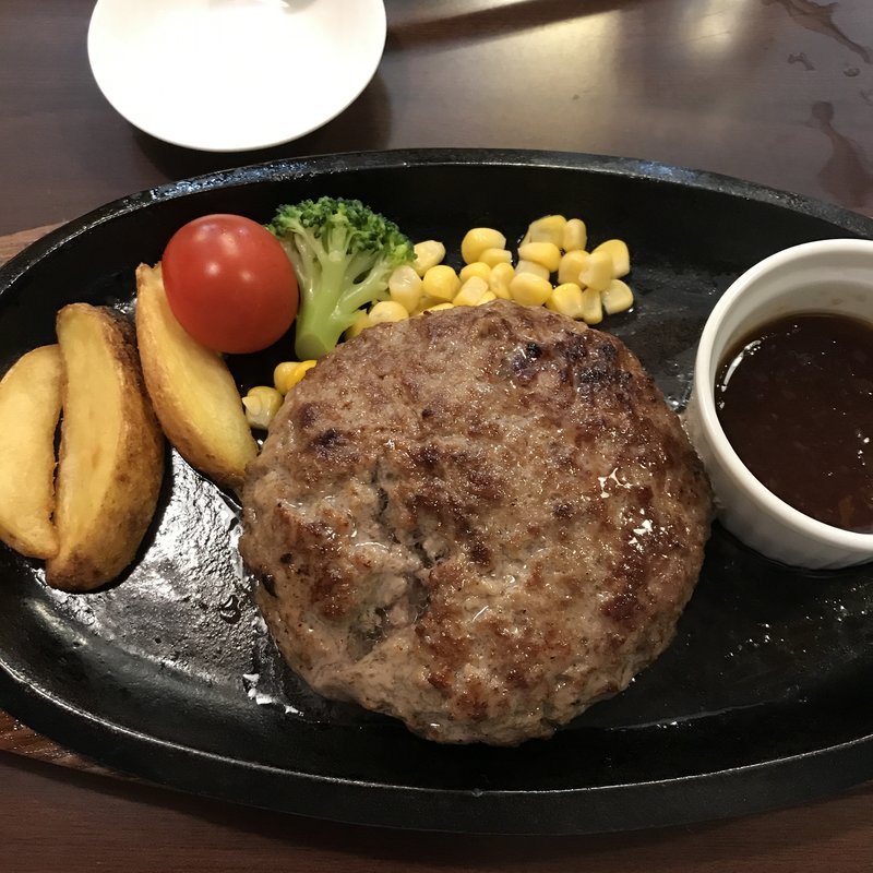 宮崎産和牛ハンバーグ 200g(ハンバーグ・ステーキ宮崎亭)
