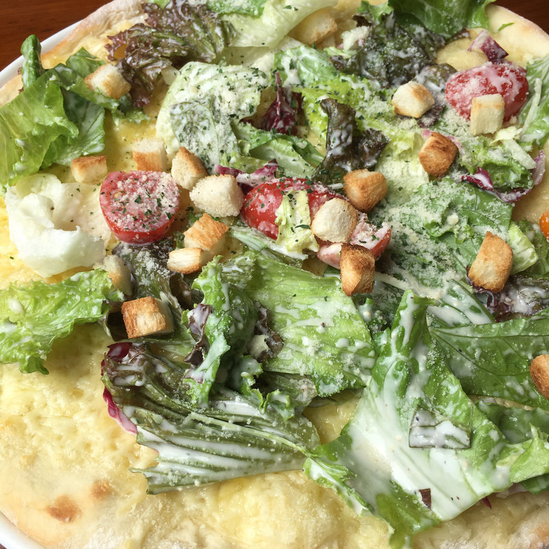 シーザーサラダピッツァ(レストラン くれそん )