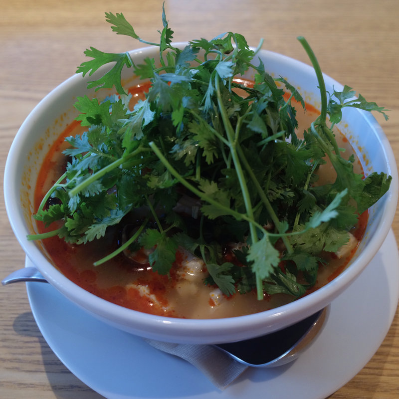 トムヤムヌードル(Rice people,Nice people!)