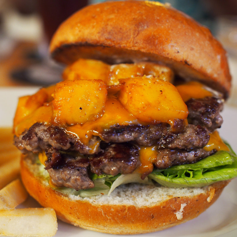 パイナップルバーガー(Moose Hills Burger)