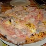Pizza ESTATE (エスターテ)(ピッツェリア チーロ 東中野店（PIZZERIACIRO）)