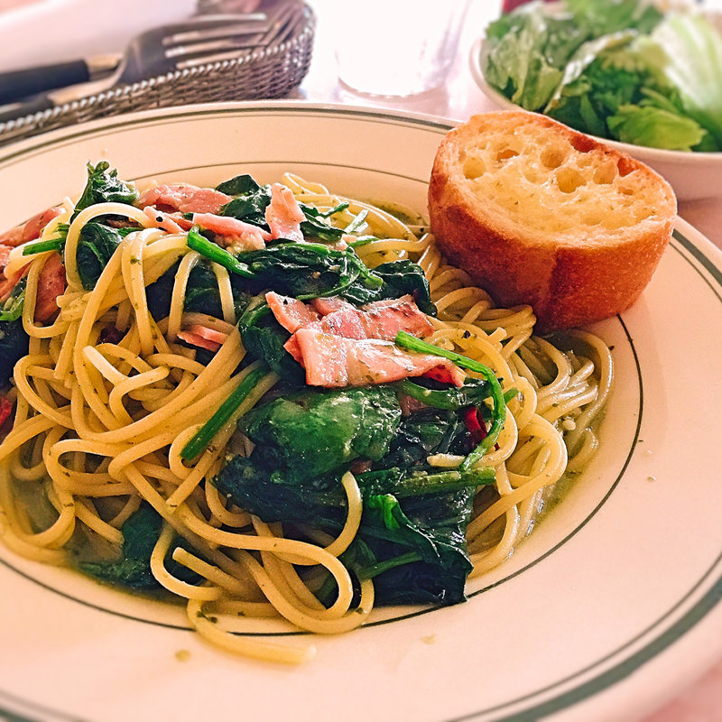 ホウレン草とベーコンのジェノベーゼ(プラスワンカフェガーデン （PLUS-1CAFEGARDEN）)