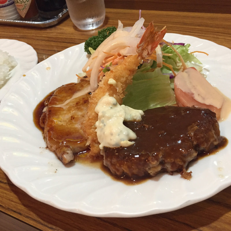 ミックスグリルランチセット(キッチン洋久)