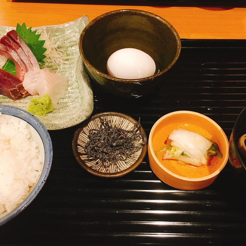 刺身定食(魚屋 じゅうべい )