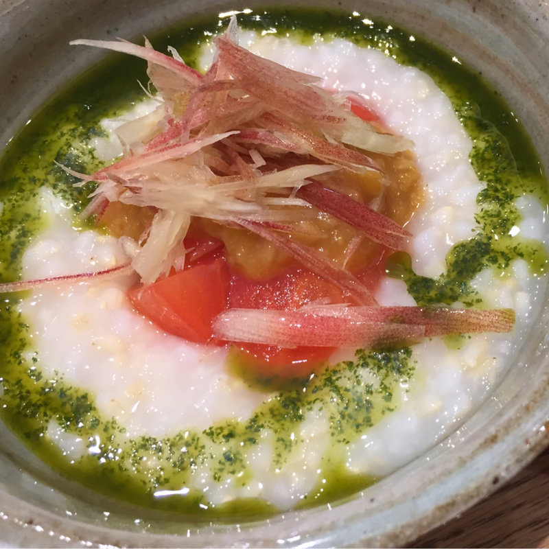 おひたしトマトと麦味噌の大葉ソース冷やし粥(玄米食堂 あえん)