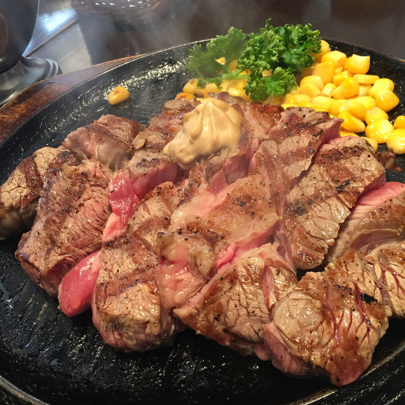 ワイルドステーキ300g（ライスセット付き）(ステーキくに赤坂店)