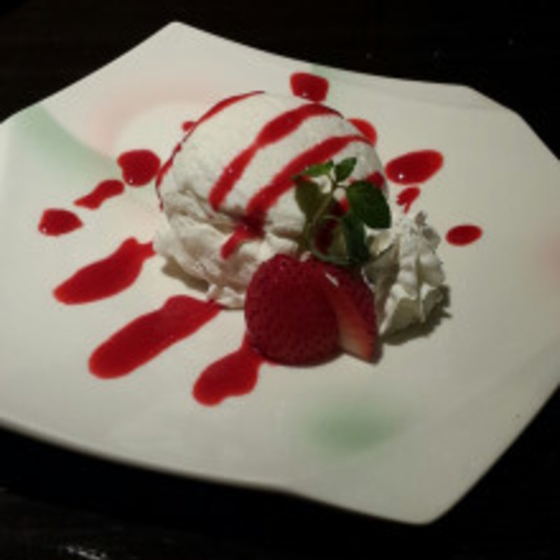 やすだヨーグルトのブラマンジェ(海老の髭)