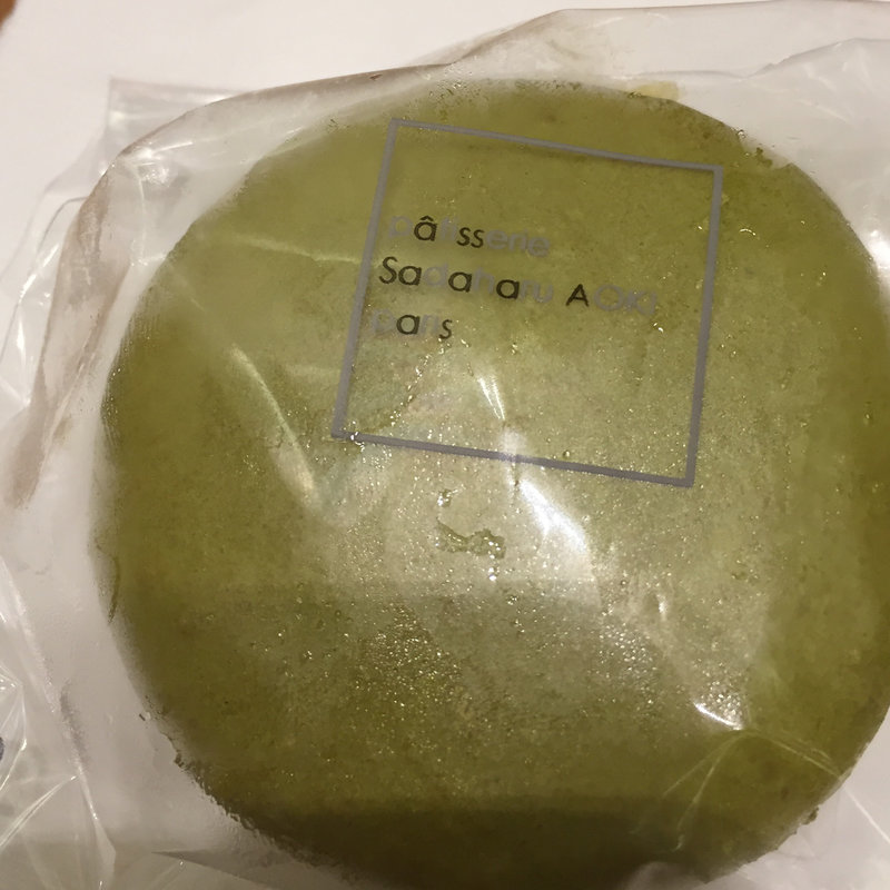 マカロンアイス ピスターシュ(パティスリー・サダハル・アオキ・パリ東京ミッドタウン店)