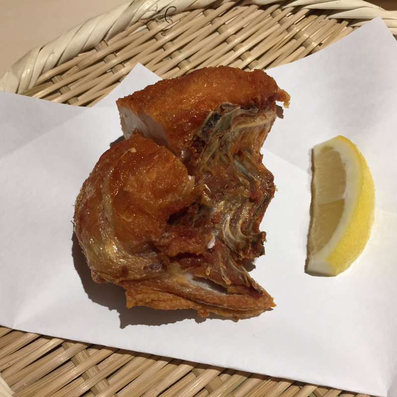 鳥のむね肉の素揚げ(やき鳥と素揚げ みず野)