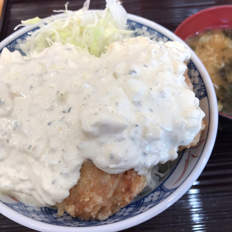爆弾鶏からタルタル丼(天ぷらのすずき )