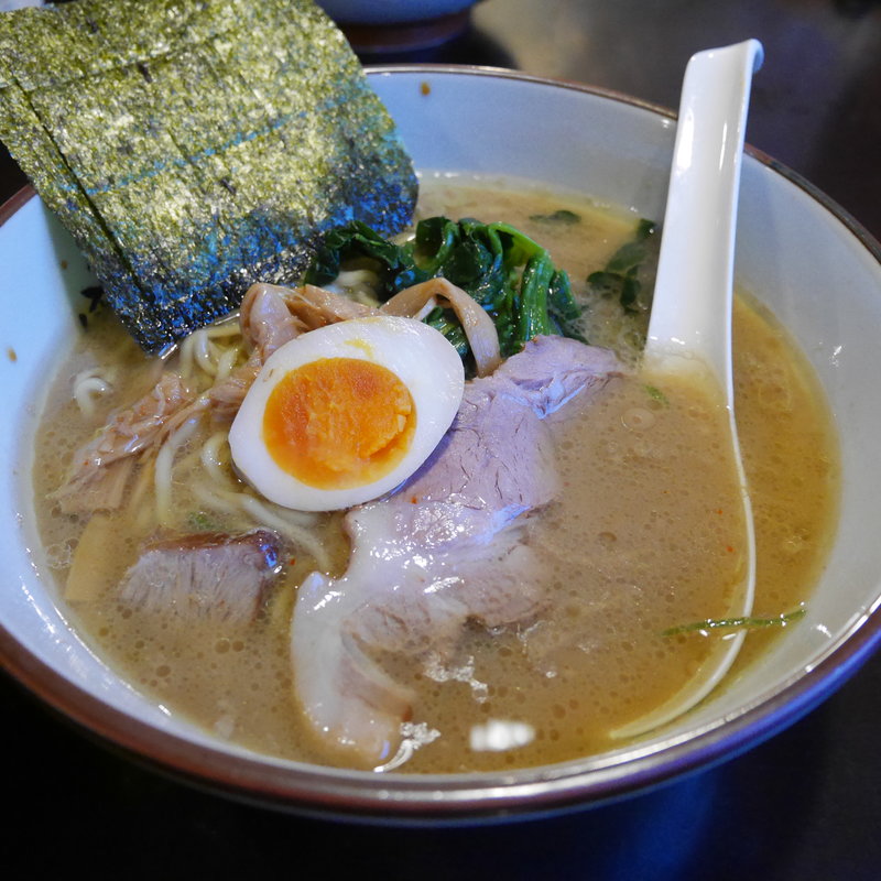 ラーメン(横濱家 市ヶ尾店)