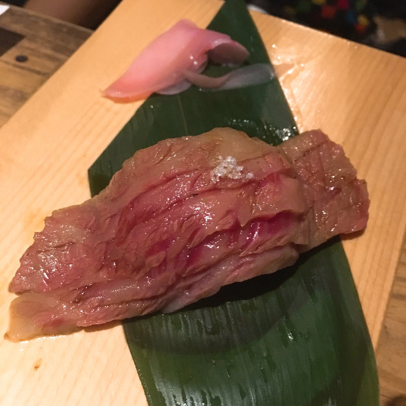 大トロあぶり寿司(京の焼肉処 弘 先斗町店 （ヒロ）)