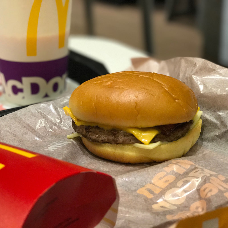 グランベーコンチーズ(マクドナルド 内環豊中店)