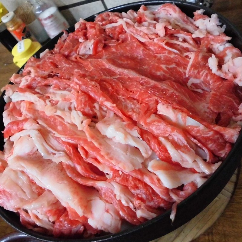 牛肉鉄鍋(すき焼･鍋 なべや)