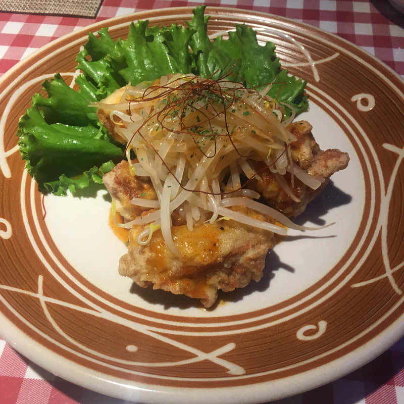 鶏の唐揚げベリーキムチ(創作ダイニングNENGOROYA)