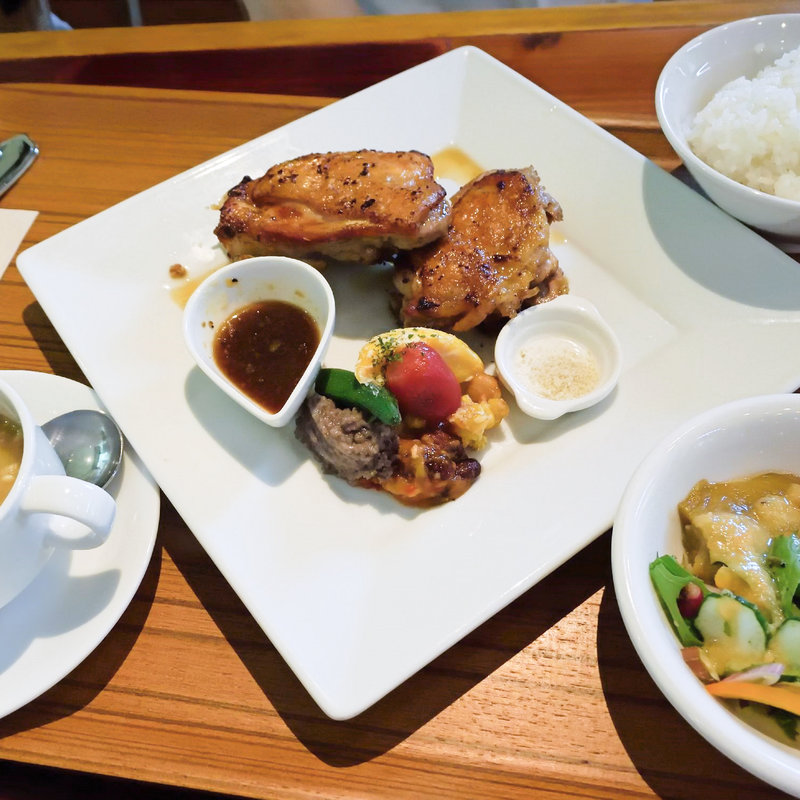 もも肉ステーキ(オドリ キッチン （odori kitchen）)