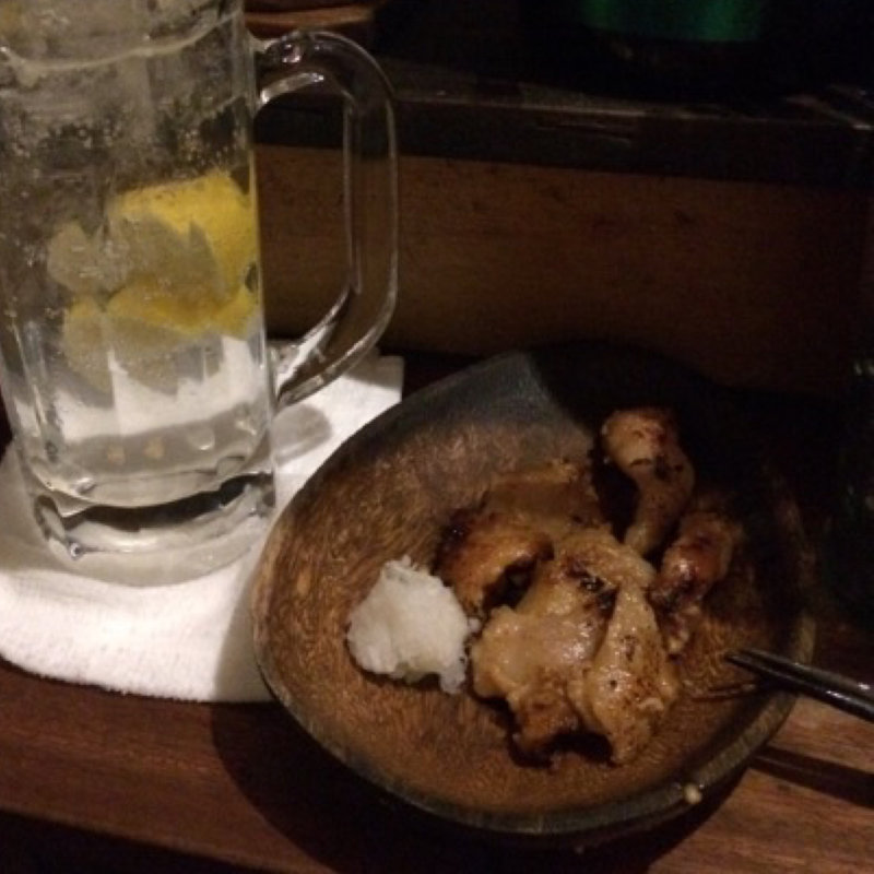 鶏皮のみそ焼き(鶏と玉子のオオモリヤ)