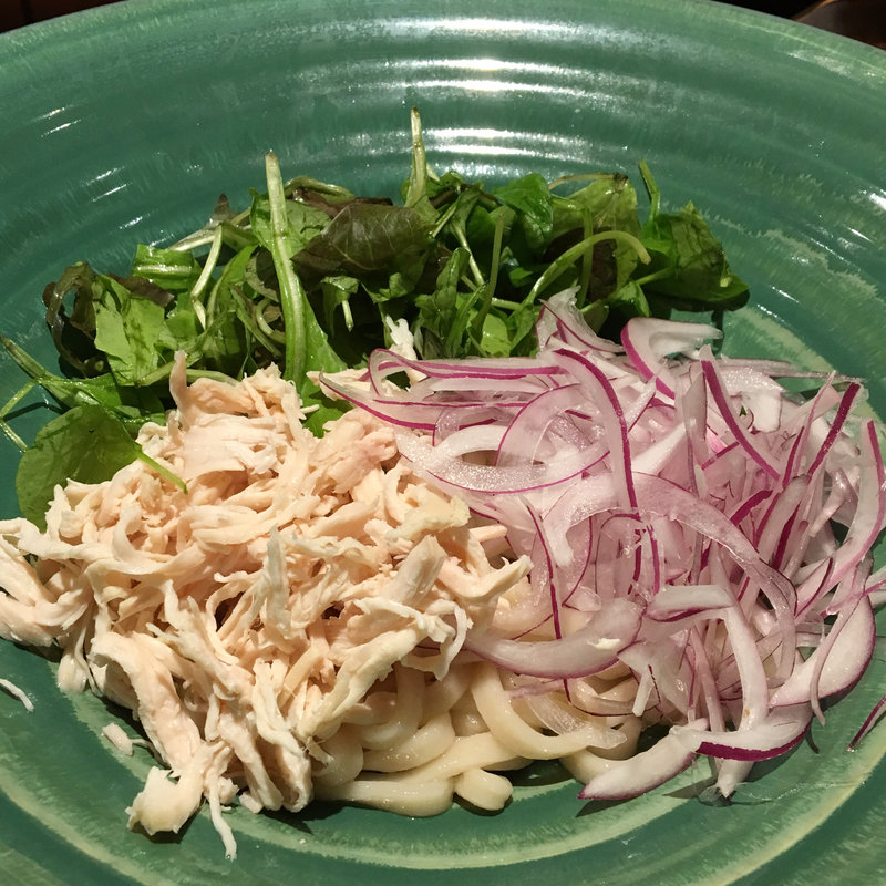 ロカボ  蒸し鶏レモン醤油のおうどん(麺匠の心つくし つるとんたん 六本木店)