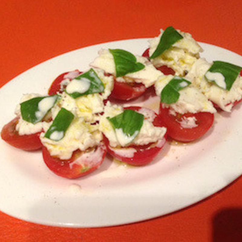 カプレーゼ(オステリアアズーロ)