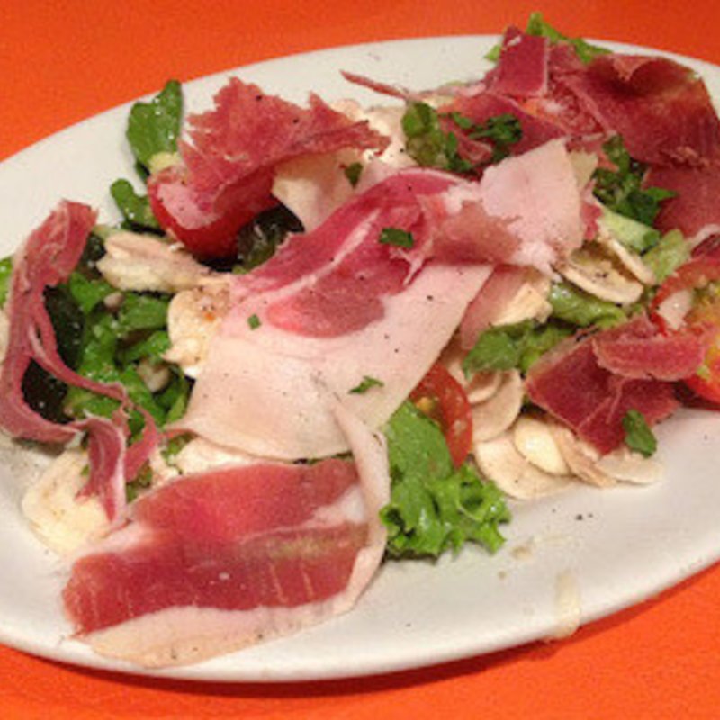 マッシュルームとクレソンのサラダ(オステリアアズーロ)