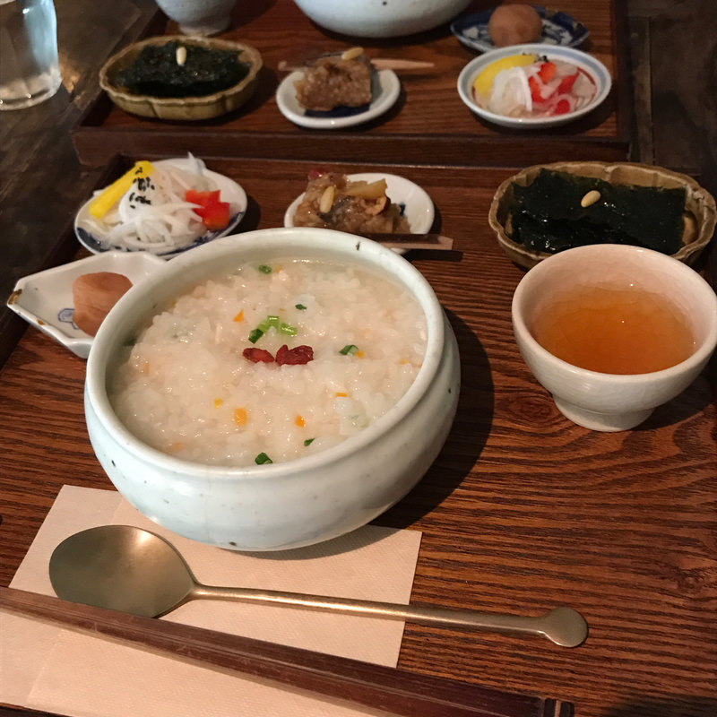 鳥粥(素夢子 古茶家 （ソムシ コチャヤ）)