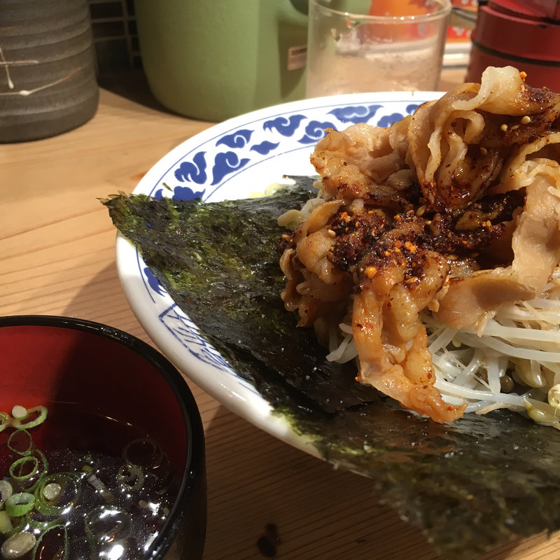 肉野菜辣ざる(らーめん亀王 阪急東通り店)