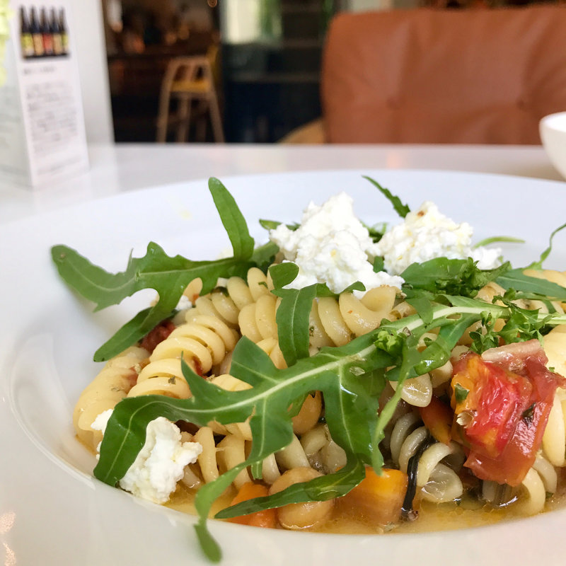 手作りのリコッタチーズのパスタ(d&department fukuoka)